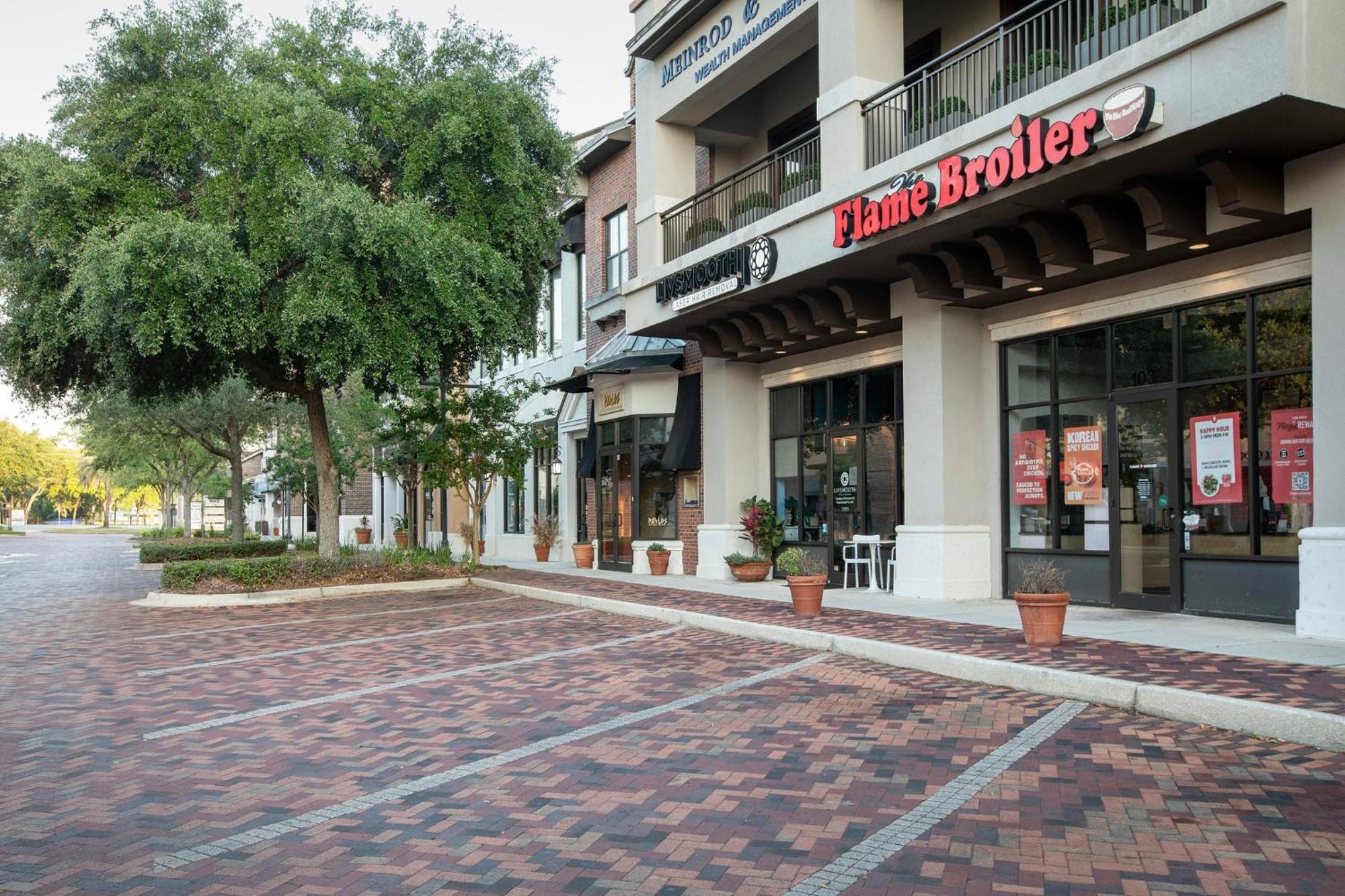 Hotel Indigo Jacksonville-Deerwood Park By Ihg Zewnętrze zdjęcie