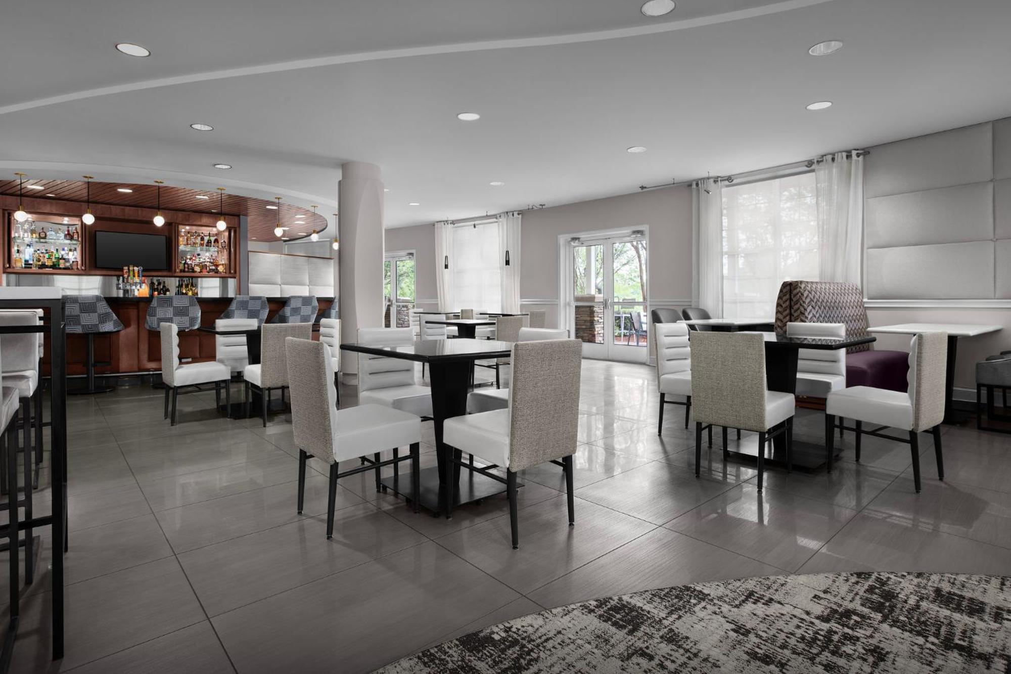 Hotel Indigo Jacksonville-Deerwood Park By Ihg Zewnętrze zdjęcie
