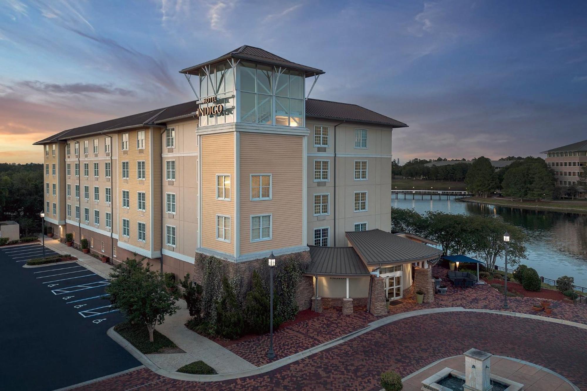 Hotel Indigo Jacksonville-Deerwood Park By Ihg Zewnętrze zdjęcie